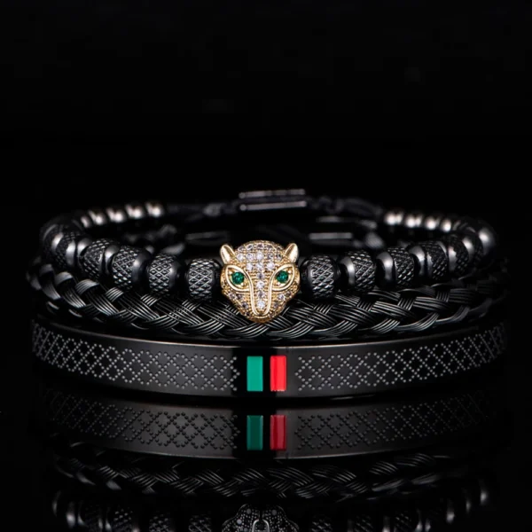 S334f95d5c7bb450da804d2f8a93be5619.webp Bracelet Fait Main avec Tressage et Tête de Léopard Pavée de CZ, en Émail Vert et Rouge
