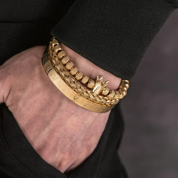 H3930a1b31aea4e368e84b8d4be65ac5cp-28.webp Luxury Crown Men Bracelet 316L Stainless Steel Bracelet Banlge Titanium Steel Gold Color Bracelet Adjust Size Men Jewelry Gift