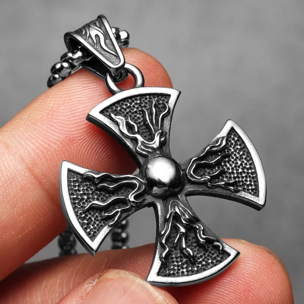 S934fe27d22b4427ca64234f7545eaa861-3.webp Flame Skull Cross Men Necklaces Stainless Steel Pendant Chain Women Fashion Jewelry Punk Gothic Accessories Gifts Wholesale