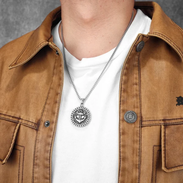 S99565cf735de45b59c17a6547cdb3c150.webp Round Anchor Rudder Men Necklaces Stainless Steel Pendant Chain Women Fashion Jewelry Punk New In Accessories Gifts Wholesale