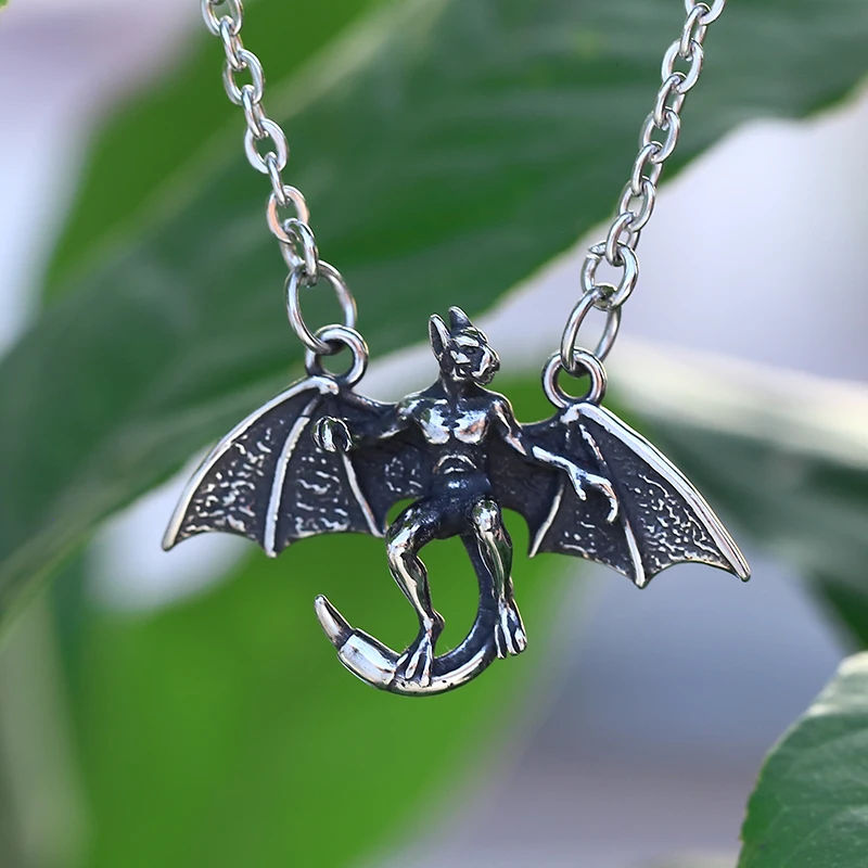 Punk Rock 2024 New Biker 316L Stainless Steel Bat Pendant Necklace For Man Women Vintage Animal Jewelry