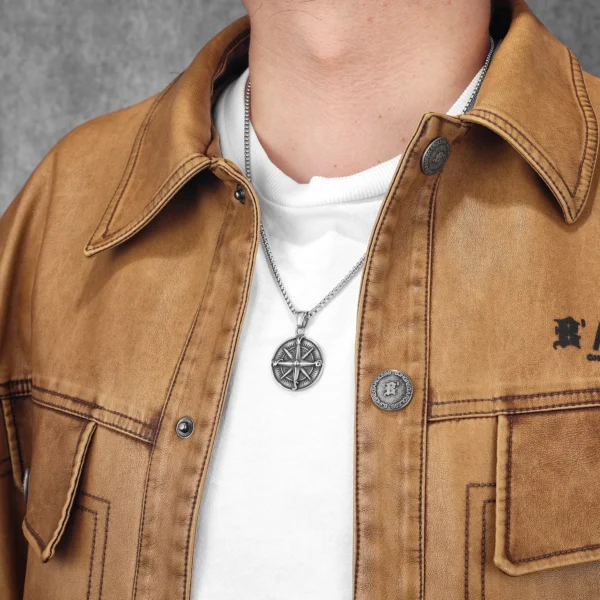Sb61e20bf3ba14789a78afb635be5f88bS.webp Compass Amulets Men Necklaces Stainless Steel Pendant Chain Women Fashion Jewelry Punk New In Accessories Gifts Wholesale