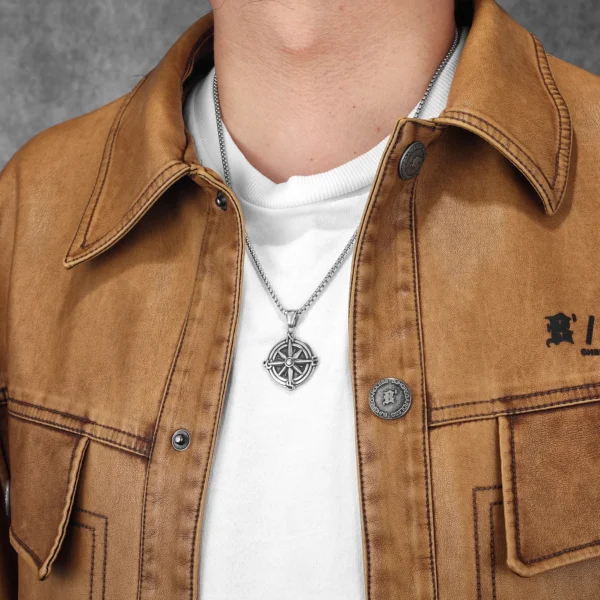 Sda06aa709cde46d692356822c890133aL.webp Simple Compass Amulets Men Necklaces Stainless Steel Pendant Chain Women Fashion Jewelry Punk New In Accessories Gifts Wholesale